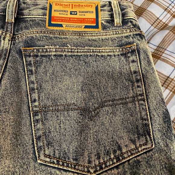 Diesel 1995 D-Shark 007S1 straight-leg Jeans - Picture 5 of 5